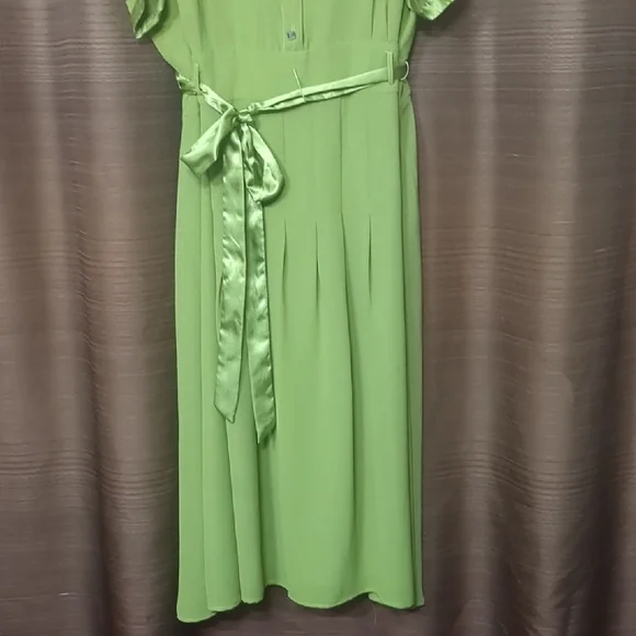 Jessica London Green Satin-Trim Midi Dress - Picture 5 of 6